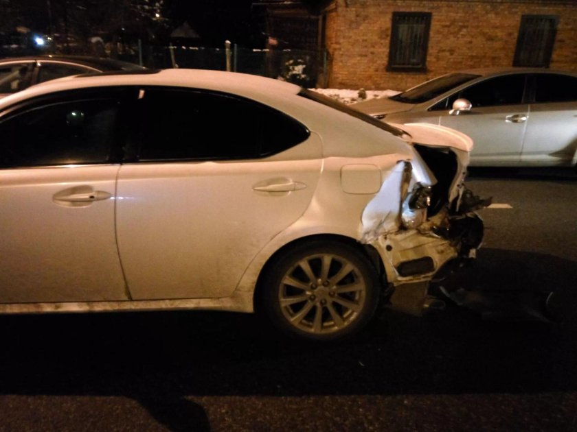 ДТП Lexus is 250