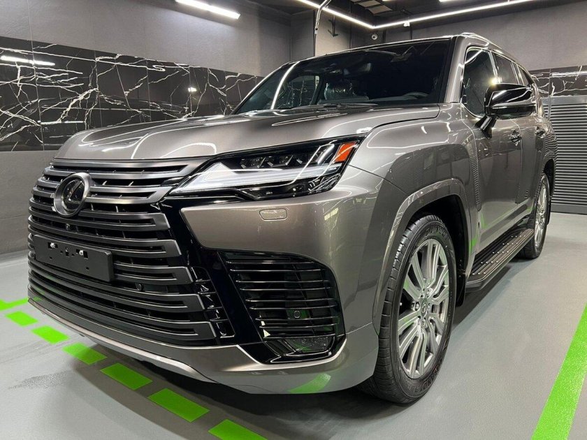 Лексус LX 600 2022