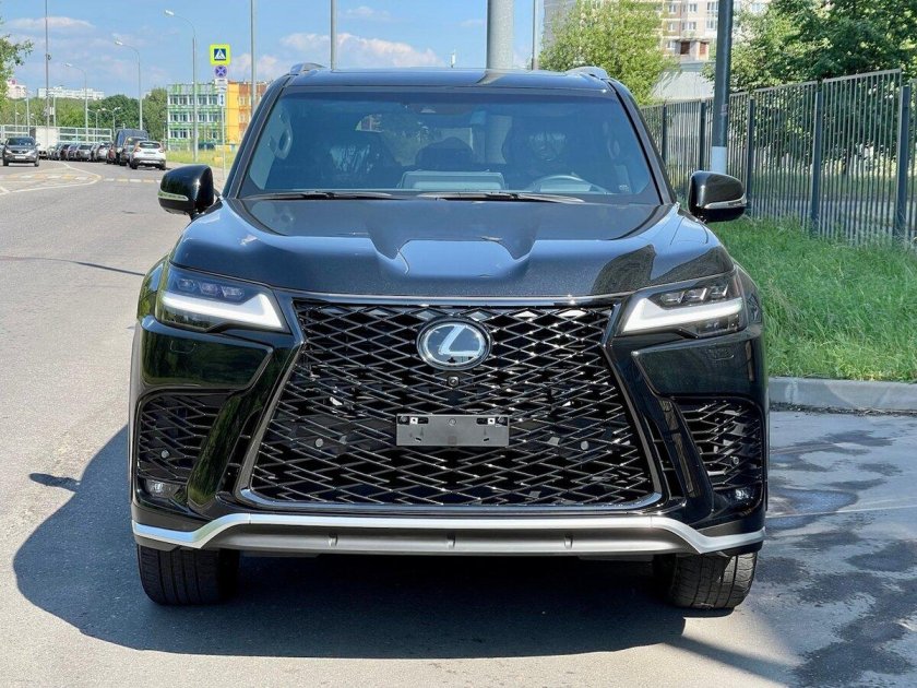Лексус LX 600 2022