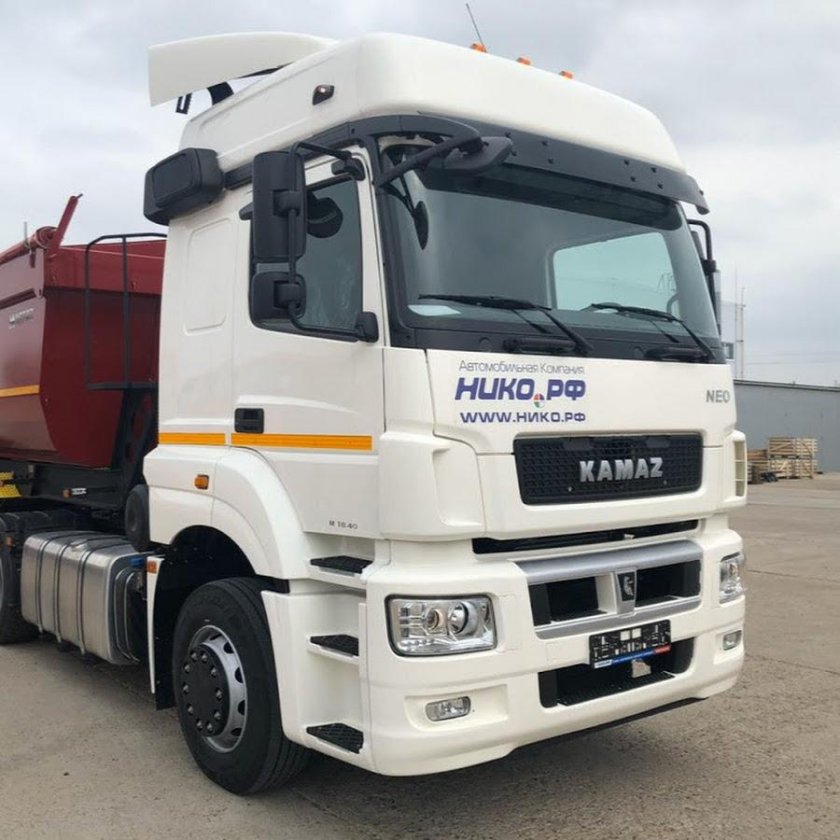 КАМАЗ 5490 Нео с полуприцепом