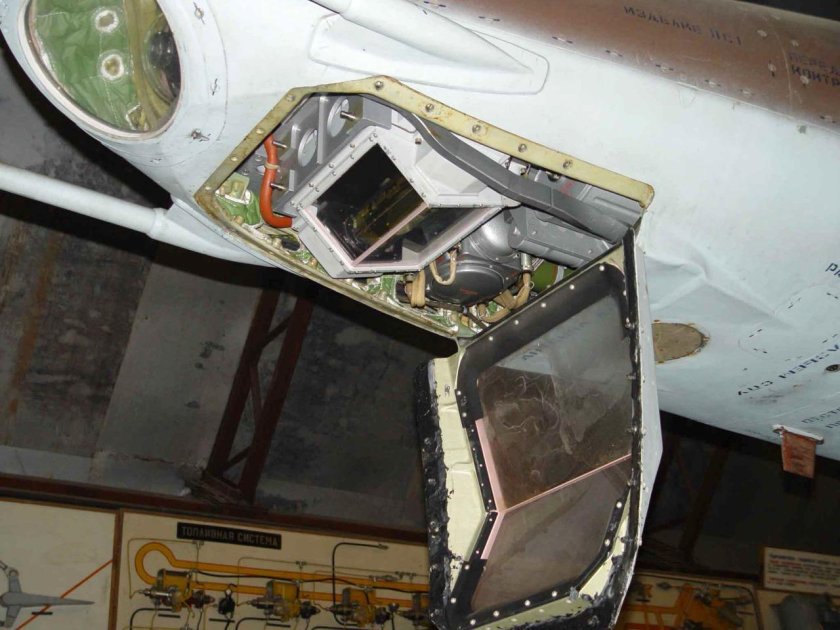 Миг-27 кабина