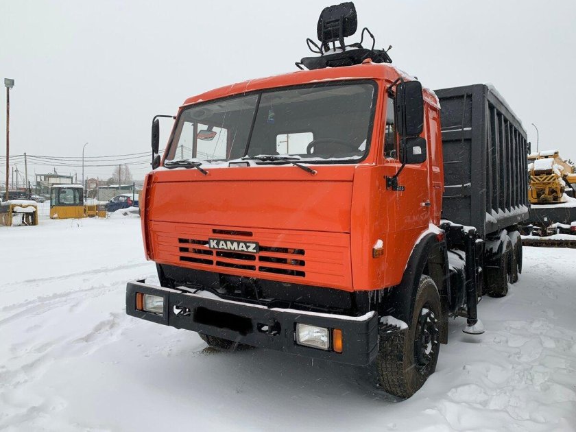 Машина КАМАЗ