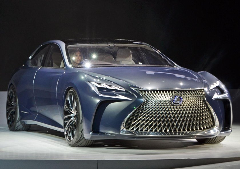Lexus LF FC 2022