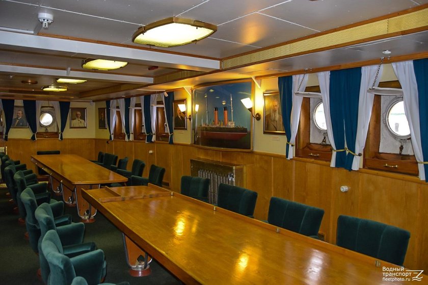 Ледокол Красин каюты