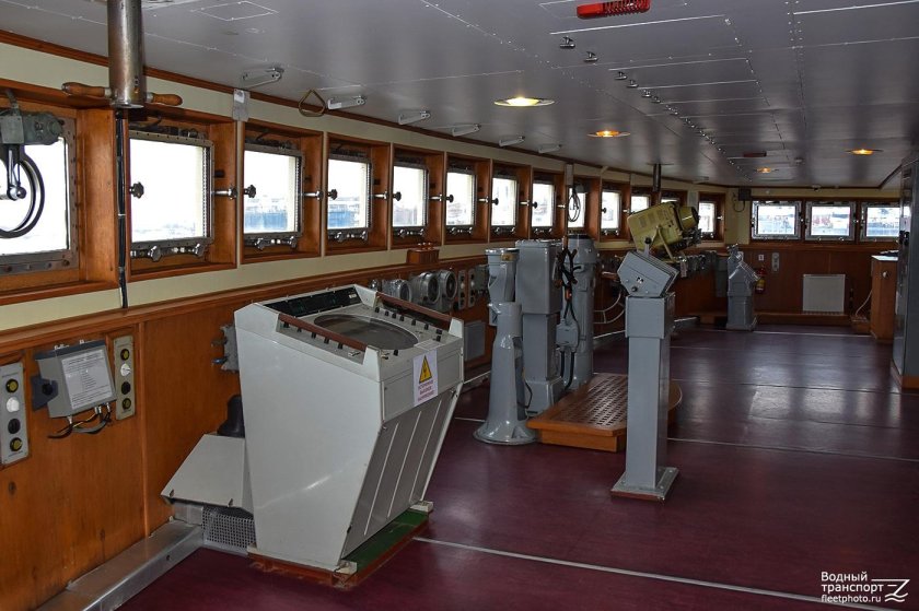 Ледокол Красин Капитанский мостик