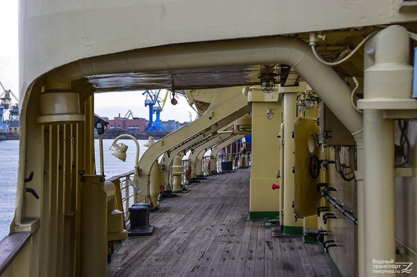 Ледокол Красин палуба