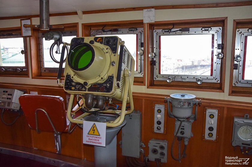 Рулевая рубка rsd44