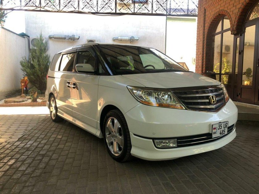 Хонда Престиж 3.5