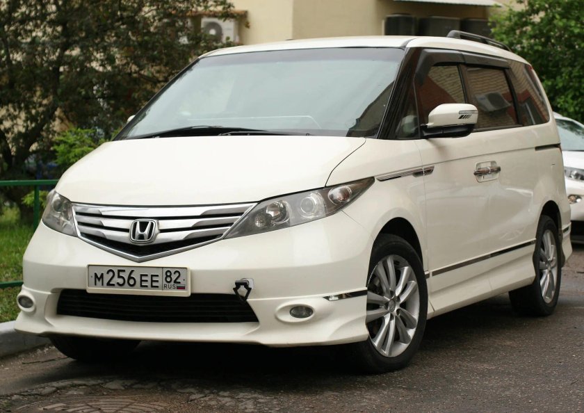 Honda Elysion 2004 2.4