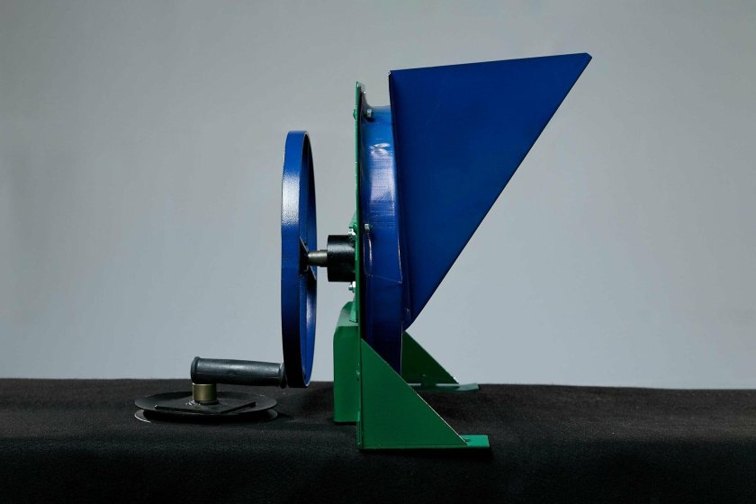 Корнерезка с гильотинными ножами