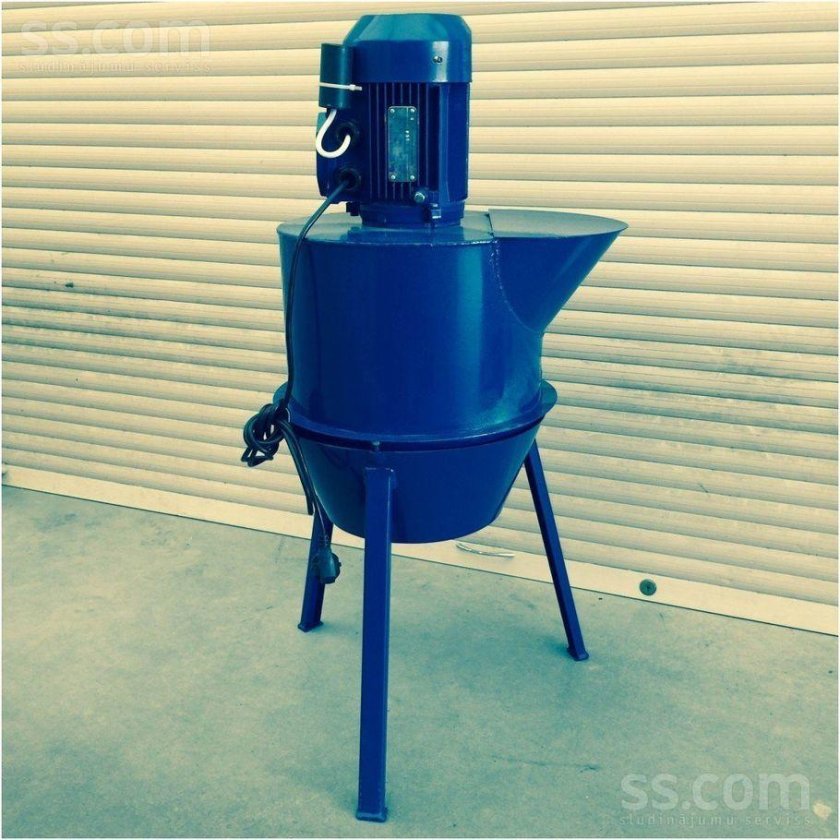 Измельчитель кормов бытовой ИК-1