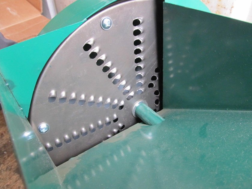 Электрическая тёрка для яблок Эликор