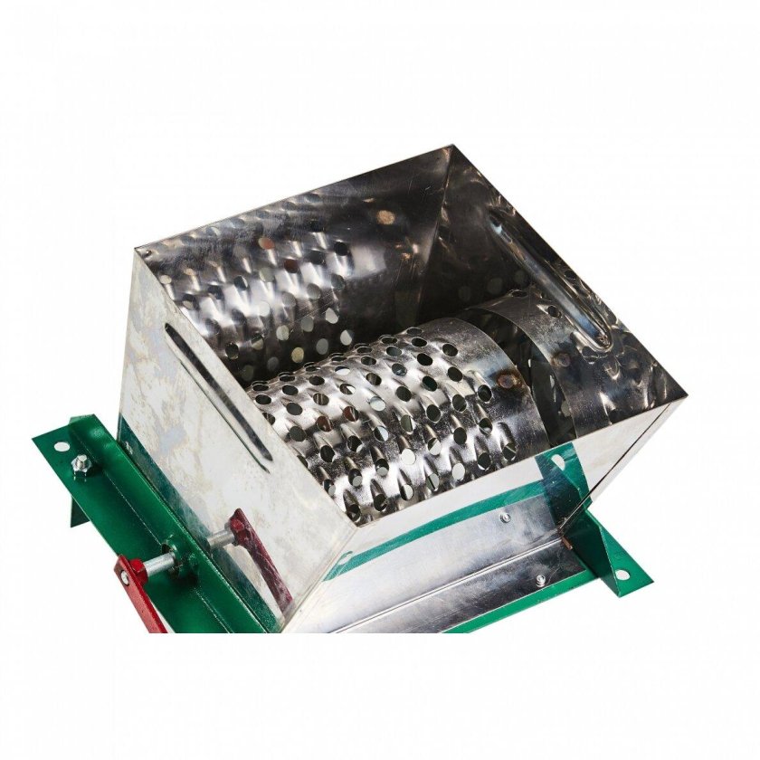 Корморезка ручная "коза-Нова" мини