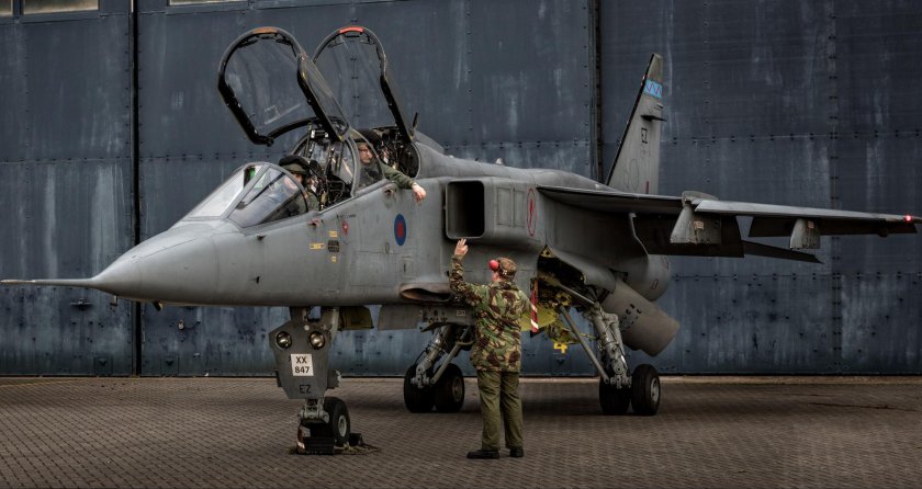 Штурмовик Ягуар