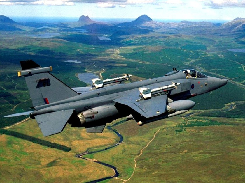 Самолет Сепекат Ягуар