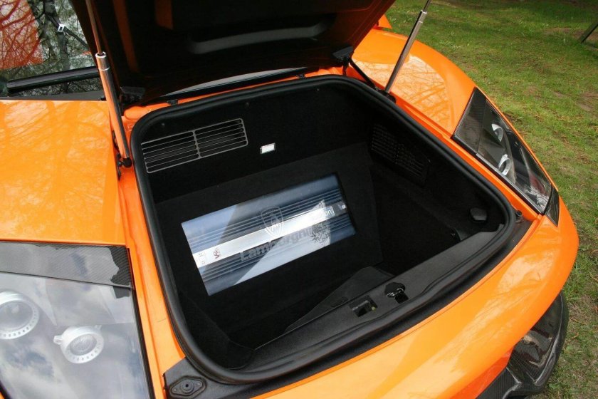 Lamborghini Murcielago багажник