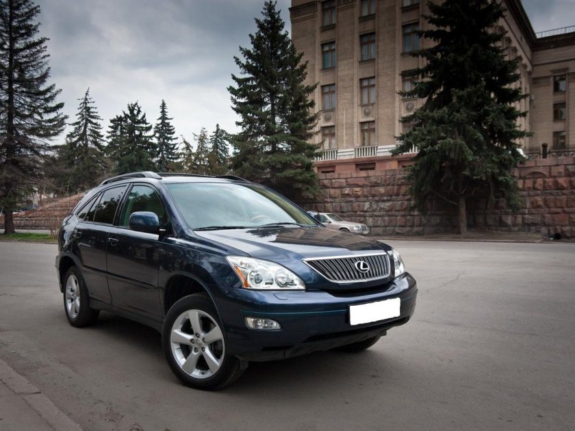 Лексус РХ 330