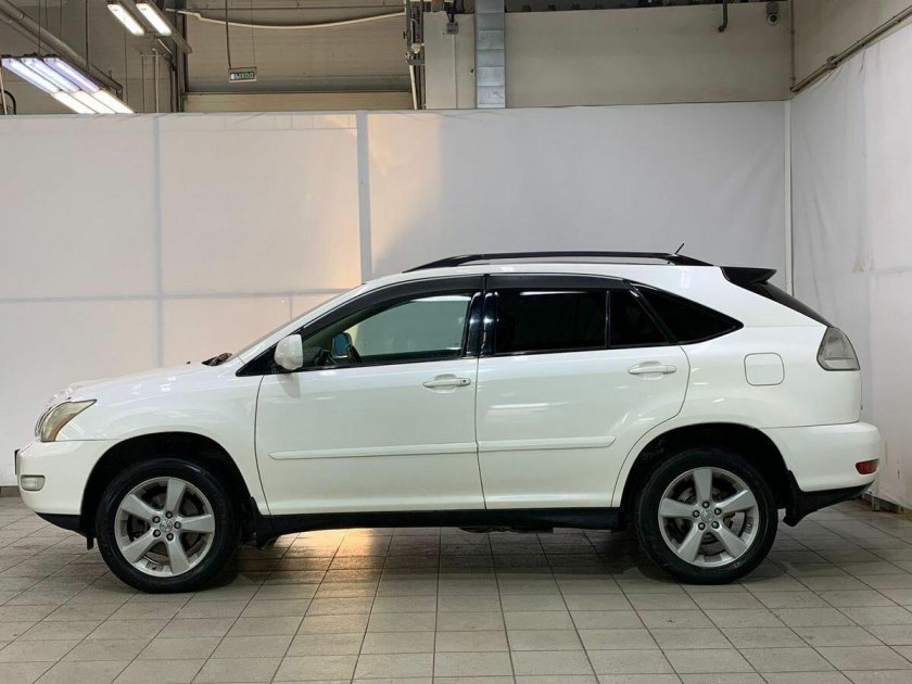 Лексус РХ 330 белый