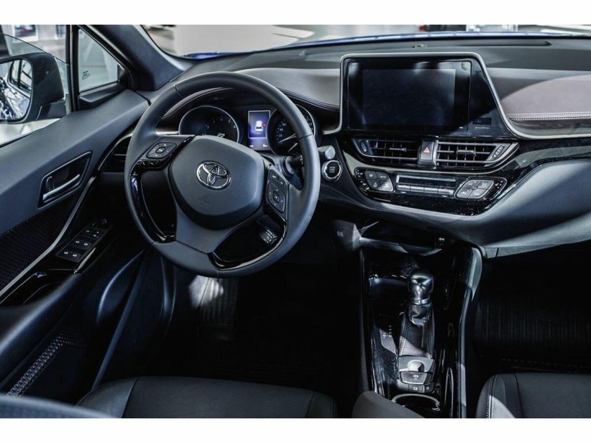 Тойота Chr 2019 салон