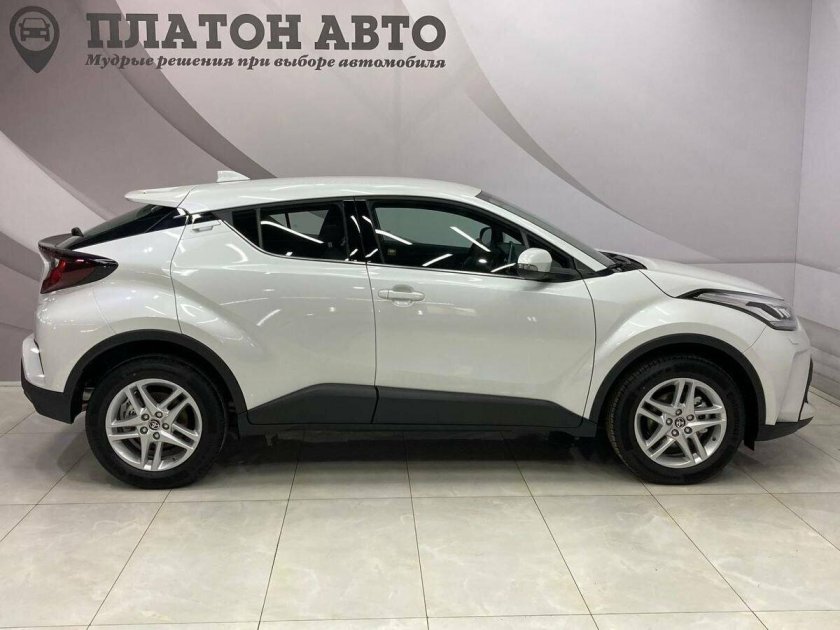 Тойота сичар 2022