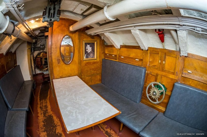 Подводная лодка каюта капитана