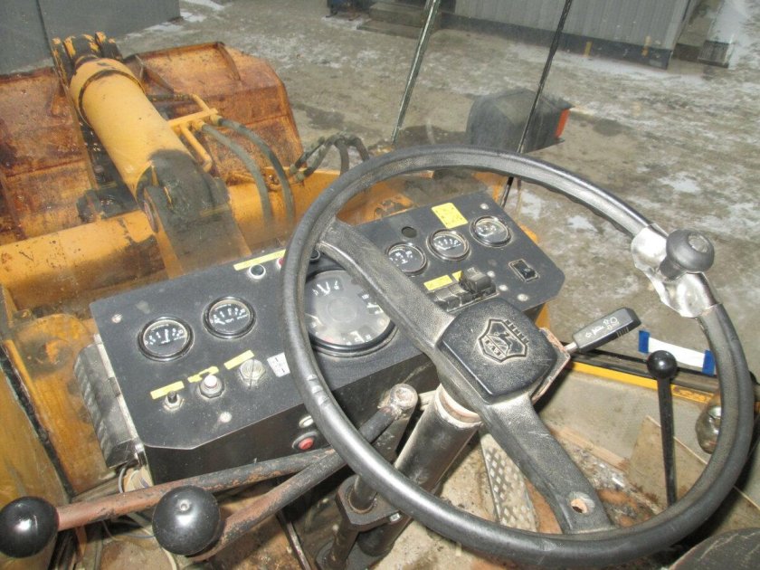 Погрузчик фронтальный ПК 33.01.01