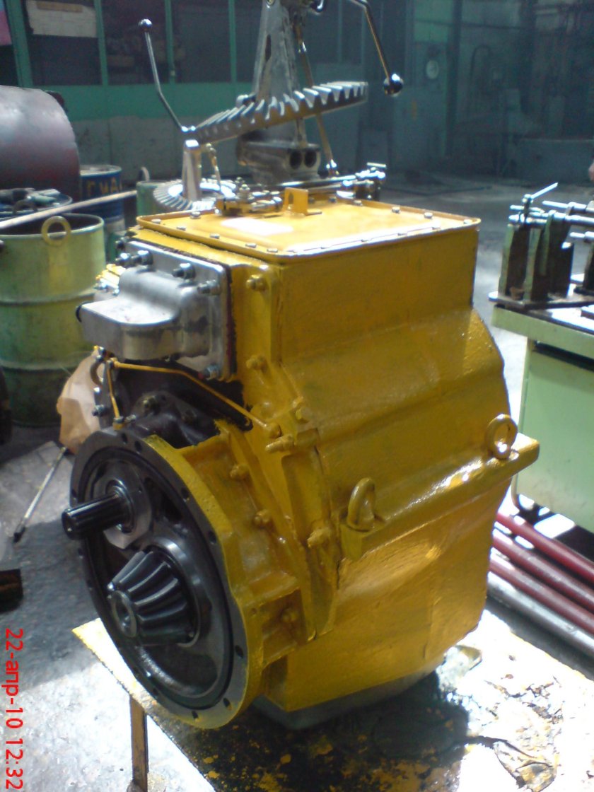 Коробка передач на бульдозере т-170