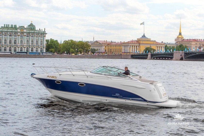 Катер на Неве Санкт-Петербург