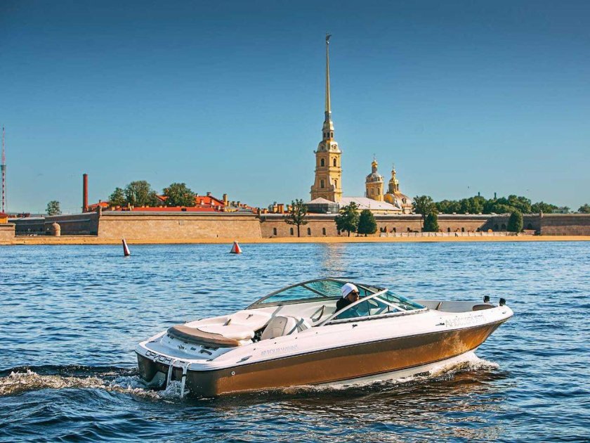 Катер Версаль СПБ