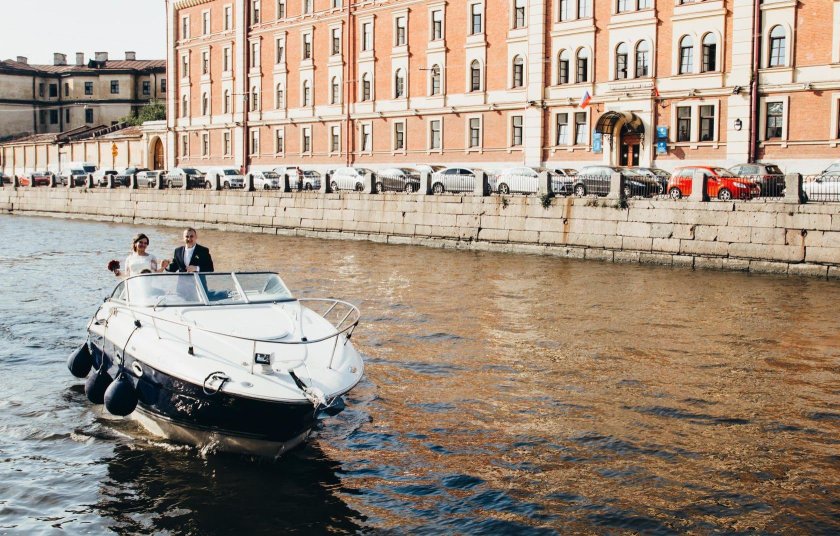 Катер Санкт Петербург