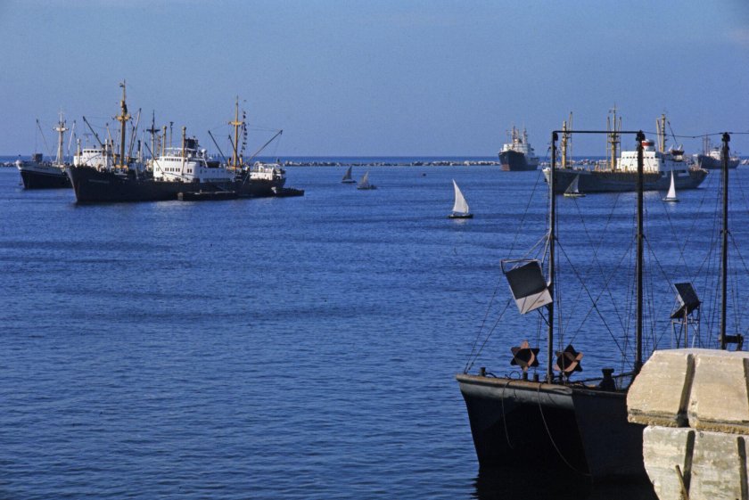 Суда на рейде