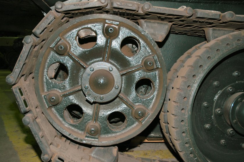 СТЗ каток т-34