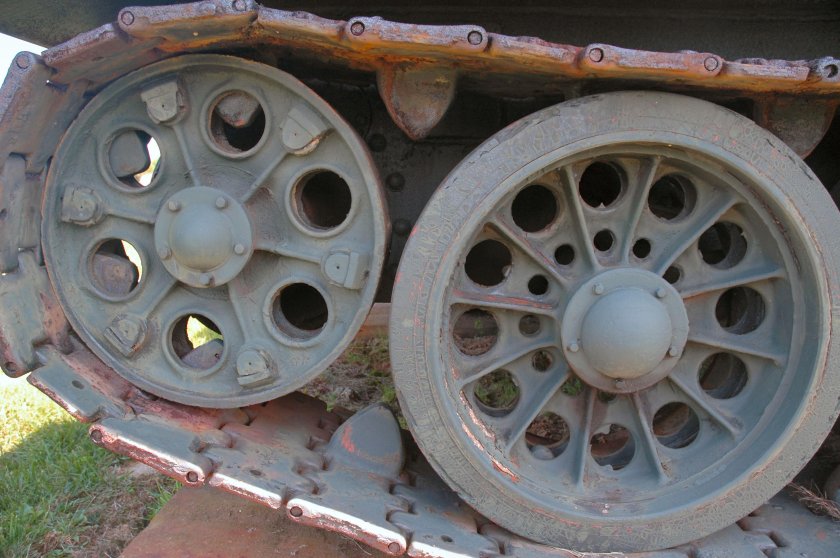 Каток танка т-34