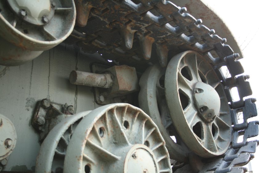 Кв-1 ходовая часть