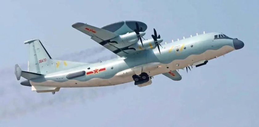 Самолет ДРЛО Китай kj2000