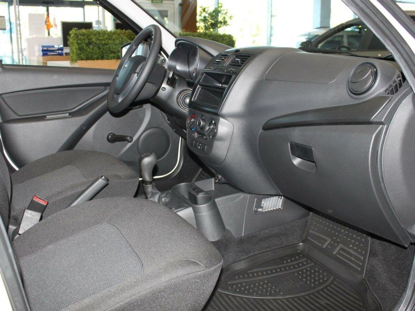 Лада Гранта стандарт салон