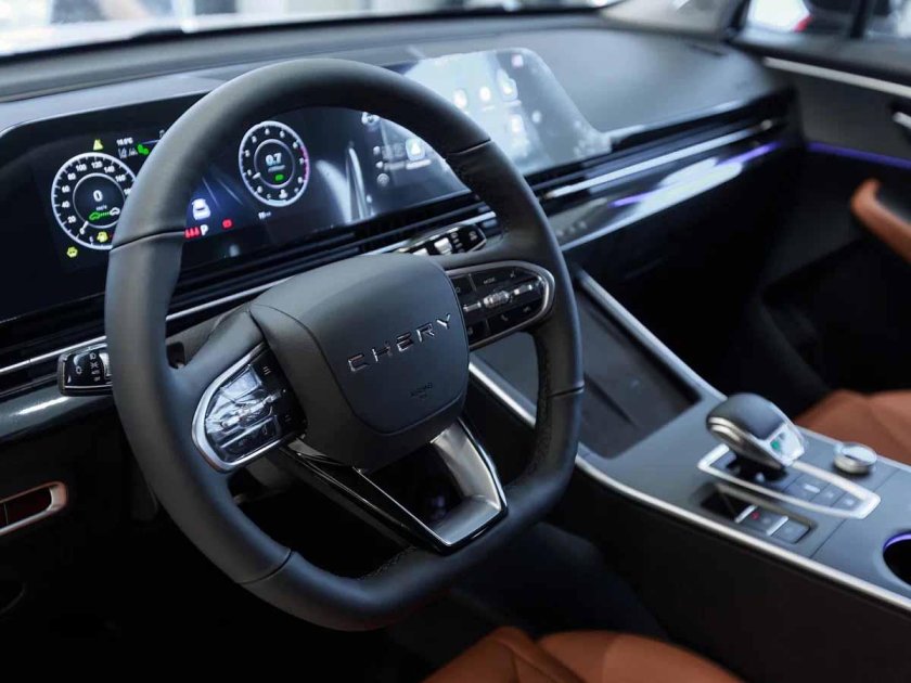 Omoda c5 2023 салон