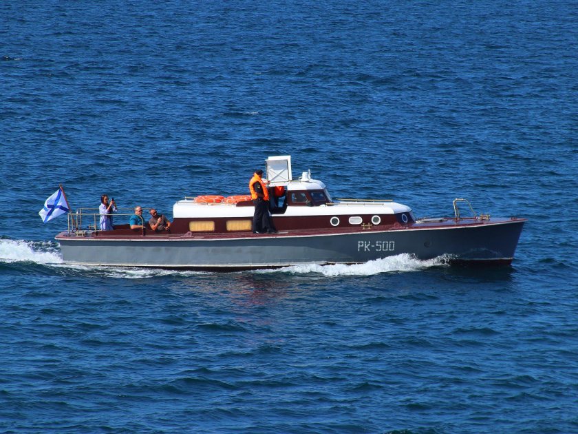 Рейдовый катер 338м