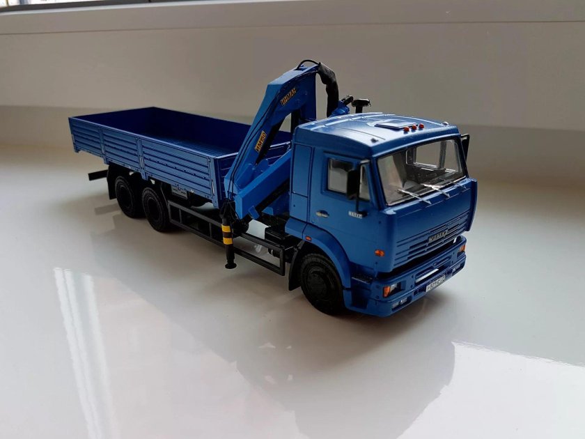 КАМАЗ 65117 AVD