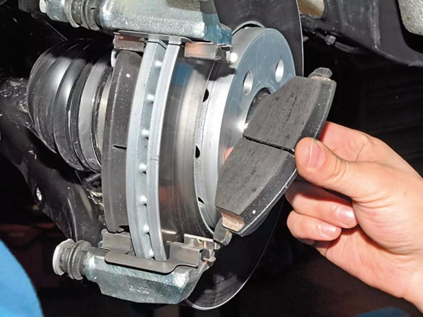 Тормозные колодки дисковые и барабанные