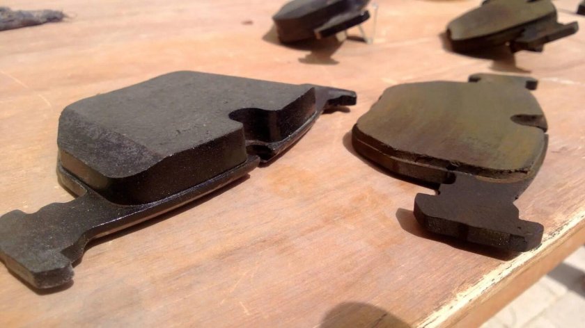 Brake Pads (тормозной колодка)