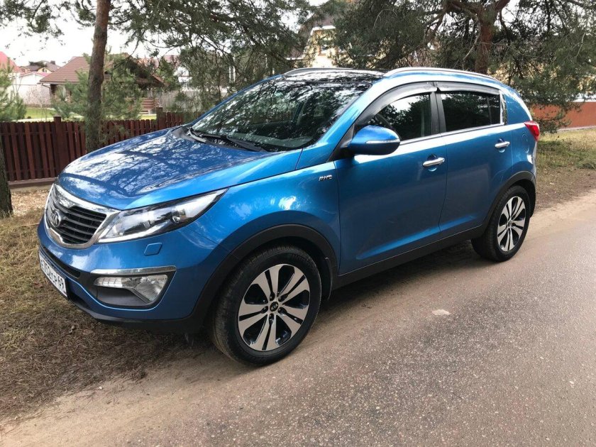 Kia Sportage 2015 синий