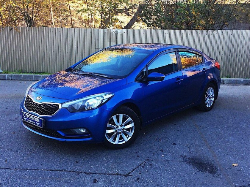 Киа Церато 2013 синяя