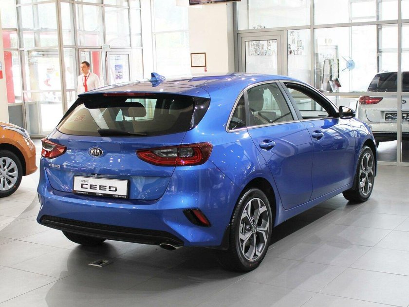 Киа Серато синяя 2019