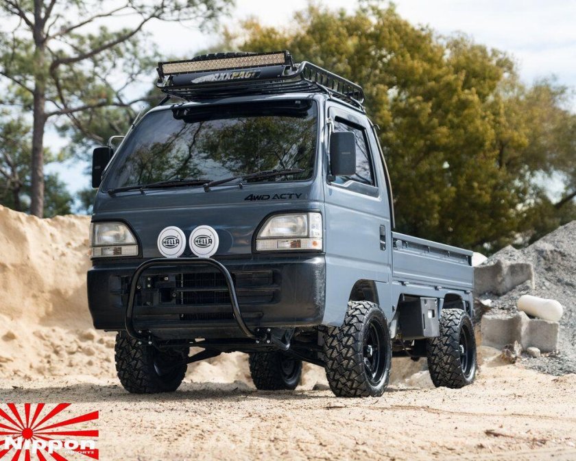 Honda Acty 4x4 Mini Truck