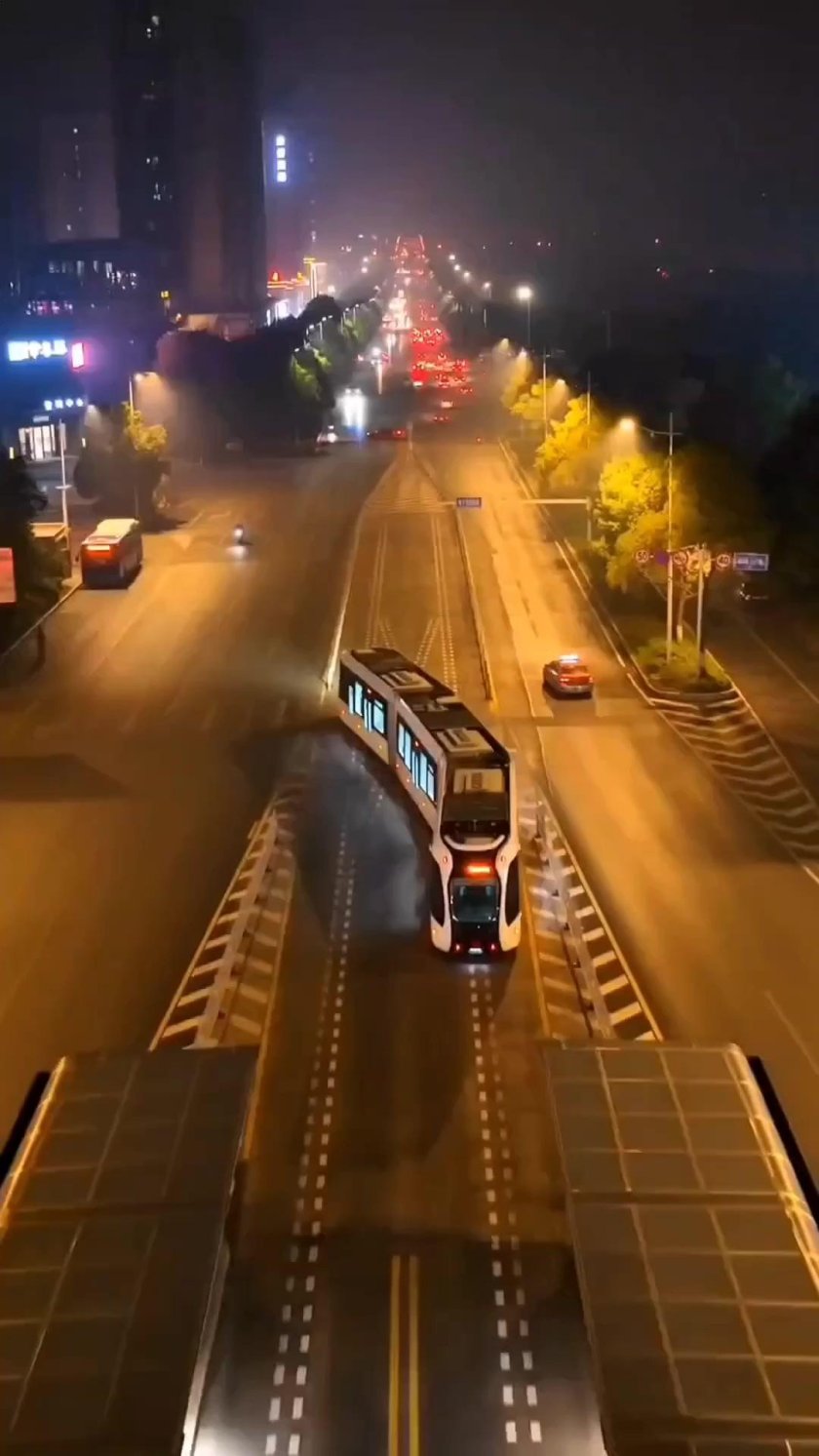 Relssiz transport vositasi