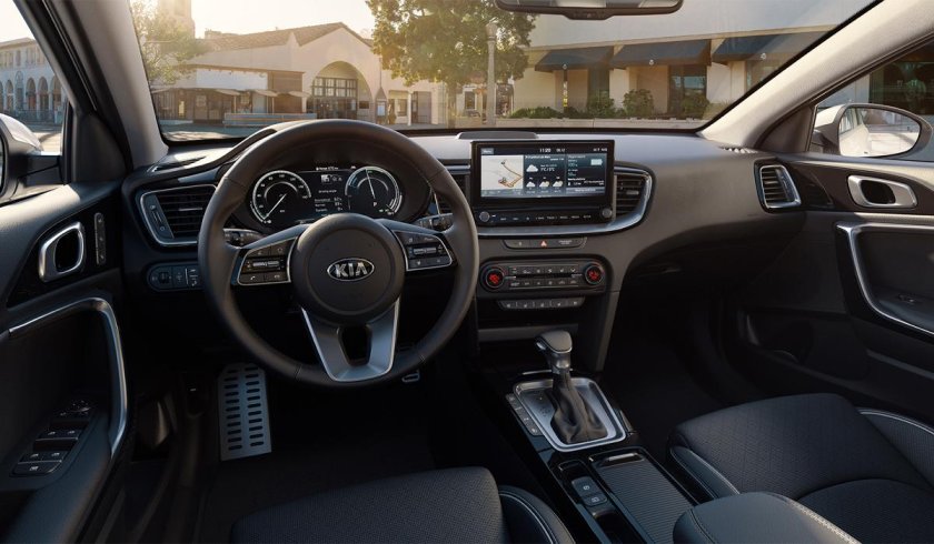 Kia Ceed 2020 универсал салон