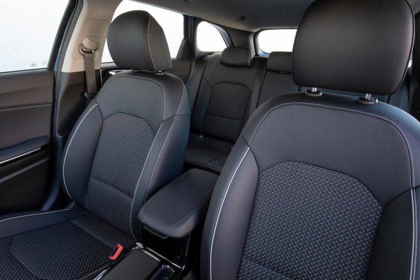 Kia Ceed универсал 2021 салон