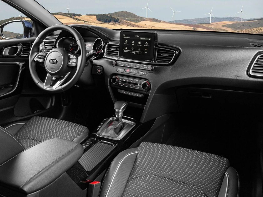 Kia Ceed 2021 салон