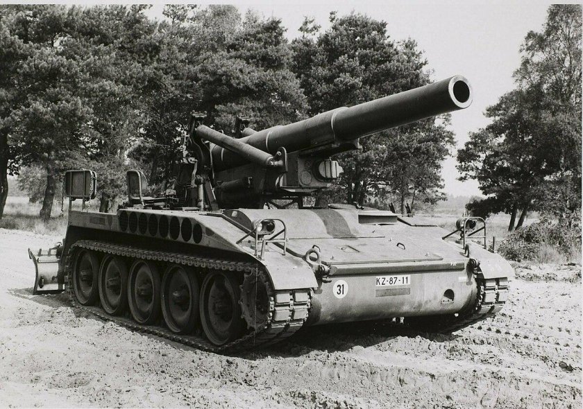 M110 203mm self-Propelled Howitzer